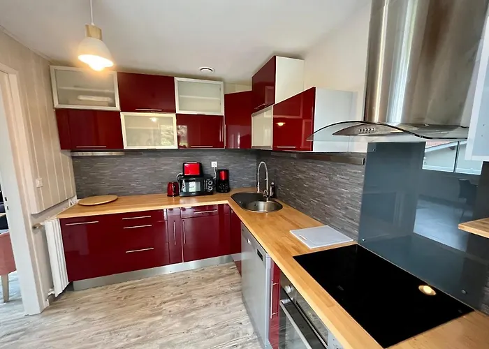 Petit-pere - A 400m De La Nyaraló